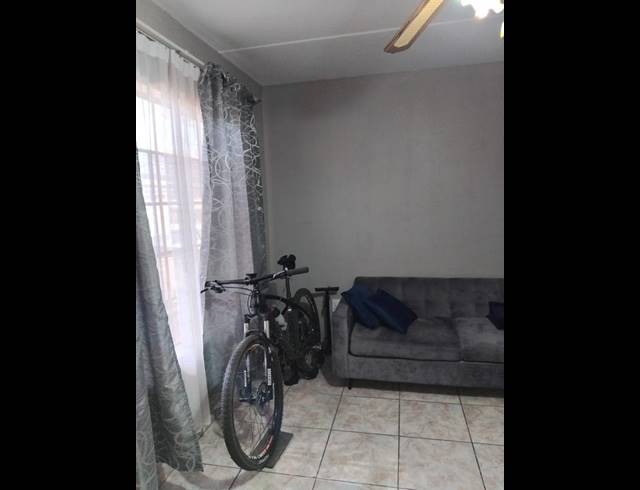 1 BEDROOM APARTMENT FOR SALE IN KANNONIERS PARK